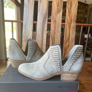 Size 9 Vince Camuto booties
